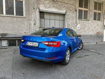 Škoda Superb 2.0 TDI SCR Style DSG - 5