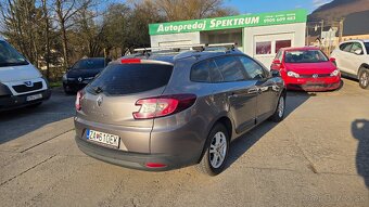 Renault Megane Combi 1.6i benzin 1.majitel model 2010 - 5
