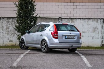 Kia Cee´d SW 1.4 CVVT 16V LX - 5