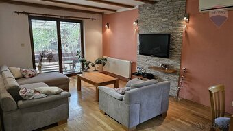 5 izbový rodinný dom s garážou v obci Čeľadice \"EXKLUZÍVN - 5