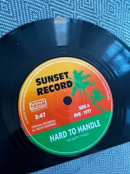Držiak / stojan na LP platne alebo knihy - 5