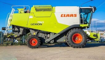 CLAAS Lexion 750+ V750 - 5