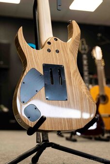 Ibanez RG652AHM-AWD - 4,19kg - 5