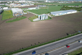 Predajňa, showroom, administrativa a sklad - 5