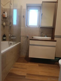 Predám 4-izbový 129m² byt v dome s terasou, 2x parkovanie, - 5