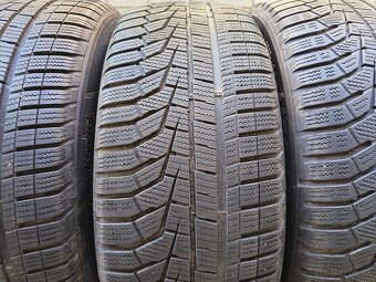 zimne pneu Hankook 215/55 R17 - 5