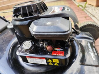 Benzínová kosačka s motorom Briggs & Stratton - 5