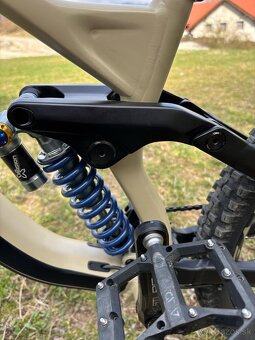 Down Hill bicykel CUVE TWO 15 PRO - 5