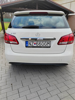 Mercedes-Benz B - 5