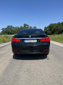 Bmw F01 750i - 5