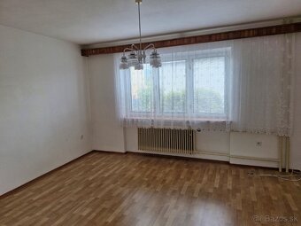 5-izbový rodinný dom v obci Koš pri Prievidzi - 5