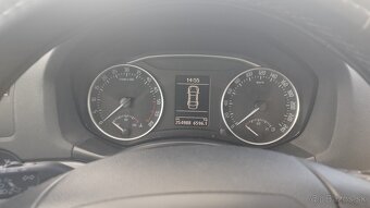 Škoda Octavia combi 2,0 tdi - 5