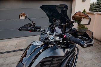 BMW R1250GS, Tripple Black, 2023, odpočet DPH (17.480 eur ne - 5