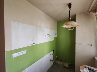 Komfortné bývanie s balkónom na Sídlisku Juh – váš nový domo - 5