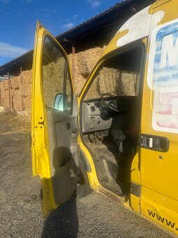 Renault Master 2,5 dci - 5