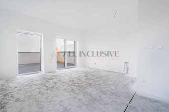 ZNÍŽENÁ CENA l NA PREDAJ 2 IZBOVÝ BYT S BALKÓNOM, PODUNAJSKÉ - 5