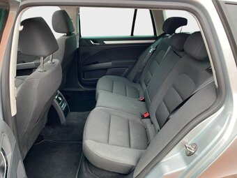 Škoda Superb Combi 2.0 TDi DSG 125 KW - 5