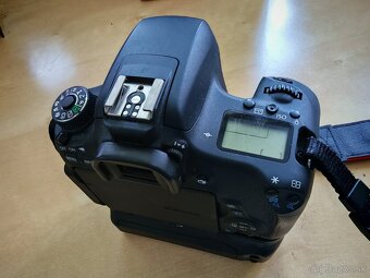 Canon EOS 760D + objektív + battery grip - 5