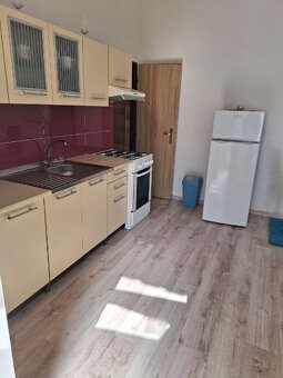 Útulná garsónka v centre Serede - Podnájom - 5