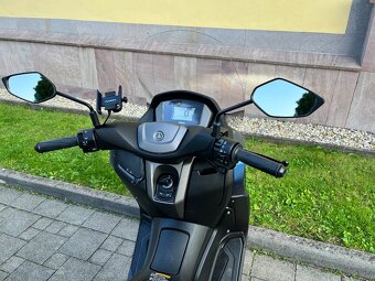 Skúter YAMAHA NMAX 125 - 2023 , 4000km - 5