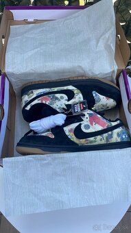 Nike SB Dunk Low x Supreme Rammellzee - 5