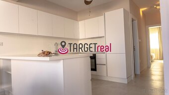 EXKLUZÍVNE: Luxusný 3 izbový apartmán so záhradou v oblasti - 5