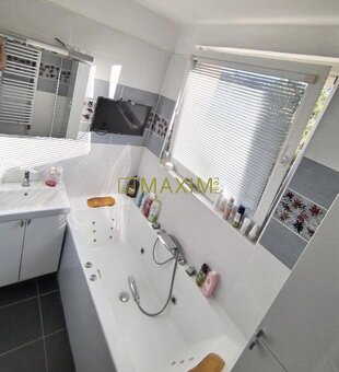 4-izbový byt, 85 m2 + loggia, pivnica 25m2, Juraja Slottu, T - 5