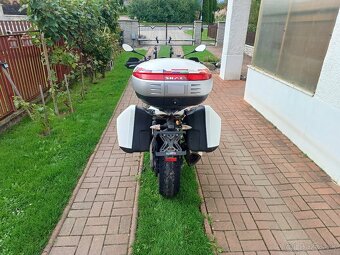 Aprilia Caponord 1200 - 5