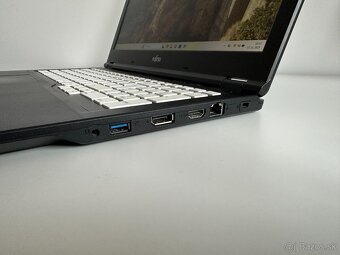 Fujitsu E559 / i5-8265U / 8GB RAM / 512GB SSD / Win 11 - 5