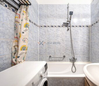 Predaj 2 izbového bytu Hrobákova, Petržalka - 5