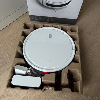 Robotický vysávač s mopom Xiaomi E10 - 5