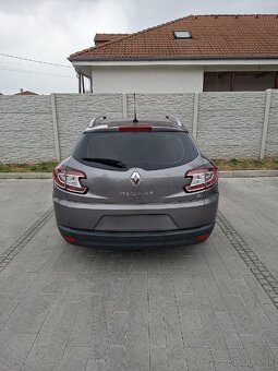 Renault megane - 5