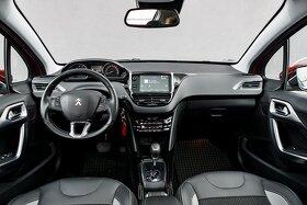 Peugeot 2008 Allure 1.2i PureTech SS 81kW AT6 07/2019 - 5