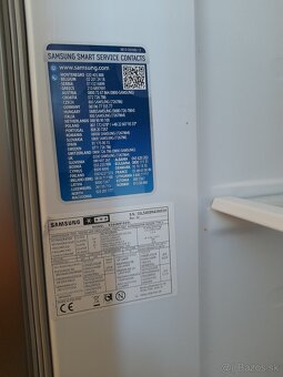 Americká chladnička Samsung RS66N8100SL - Top stav - 5