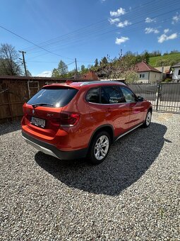 BMW X1 18d XDrive - 5