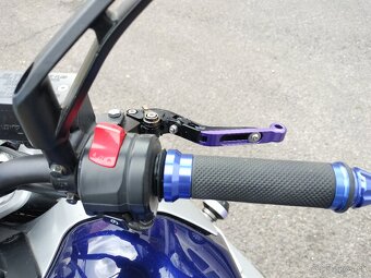 SUZUKI 600 GSR - 5