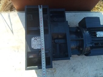 Priama prevodovka s elektromotorom 1,1kW.. - 5