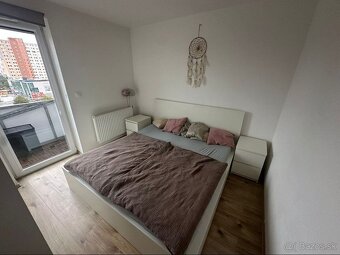 Ponúkame na predaj moderný 2-izbový byt s klimatizáciou, pri - 5