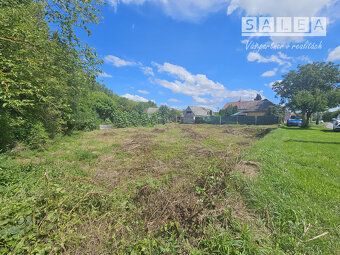 stavebný pozemok 578m2 Tomášikovo - 5