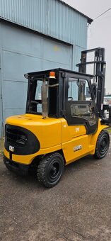 Caterpillar DP40K - 5