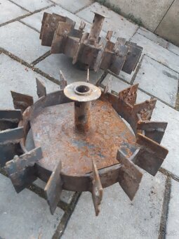 Predam orebne kolesa. 2ks za 35€ - 5