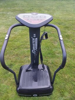 Vibračný posilňovací stroj MASTER - G4 - 5