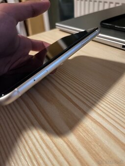 iPhone 11 64gb white - 5
