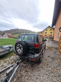 Nissan terrano - 5