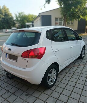 Predám Kia Venga 1.4.66kw dizel r.v2011. kup Sk - 5