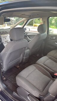 Predám Ford S-MAX 2.0 TDCi 103 kW, r.v. 2007 - 5