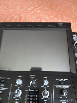 Pioneer XDJ RX3 - 5