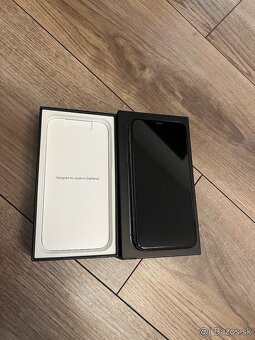 iPhone 11 - 5