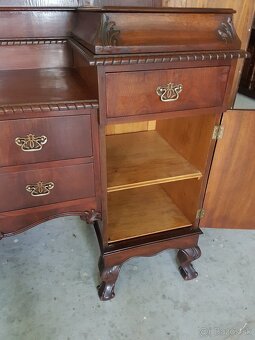 Starožitný nabytok - 5