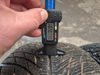 235/60 r17 zimné 4 ks MICHELIN dezén 7,6-6,9 mm - 5